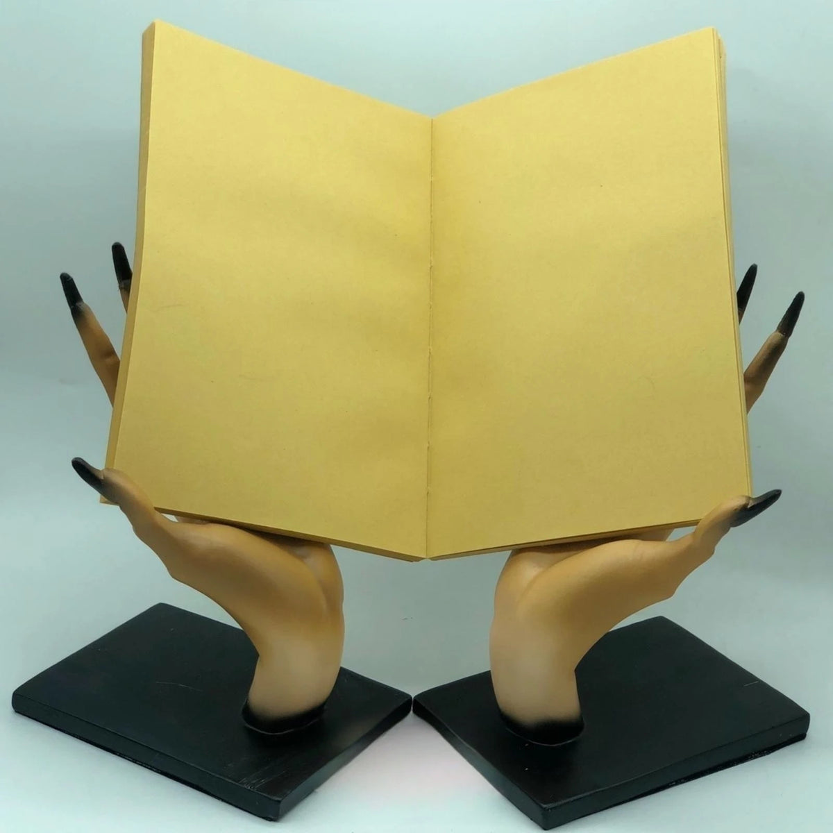 Serre-Livres Gothiques